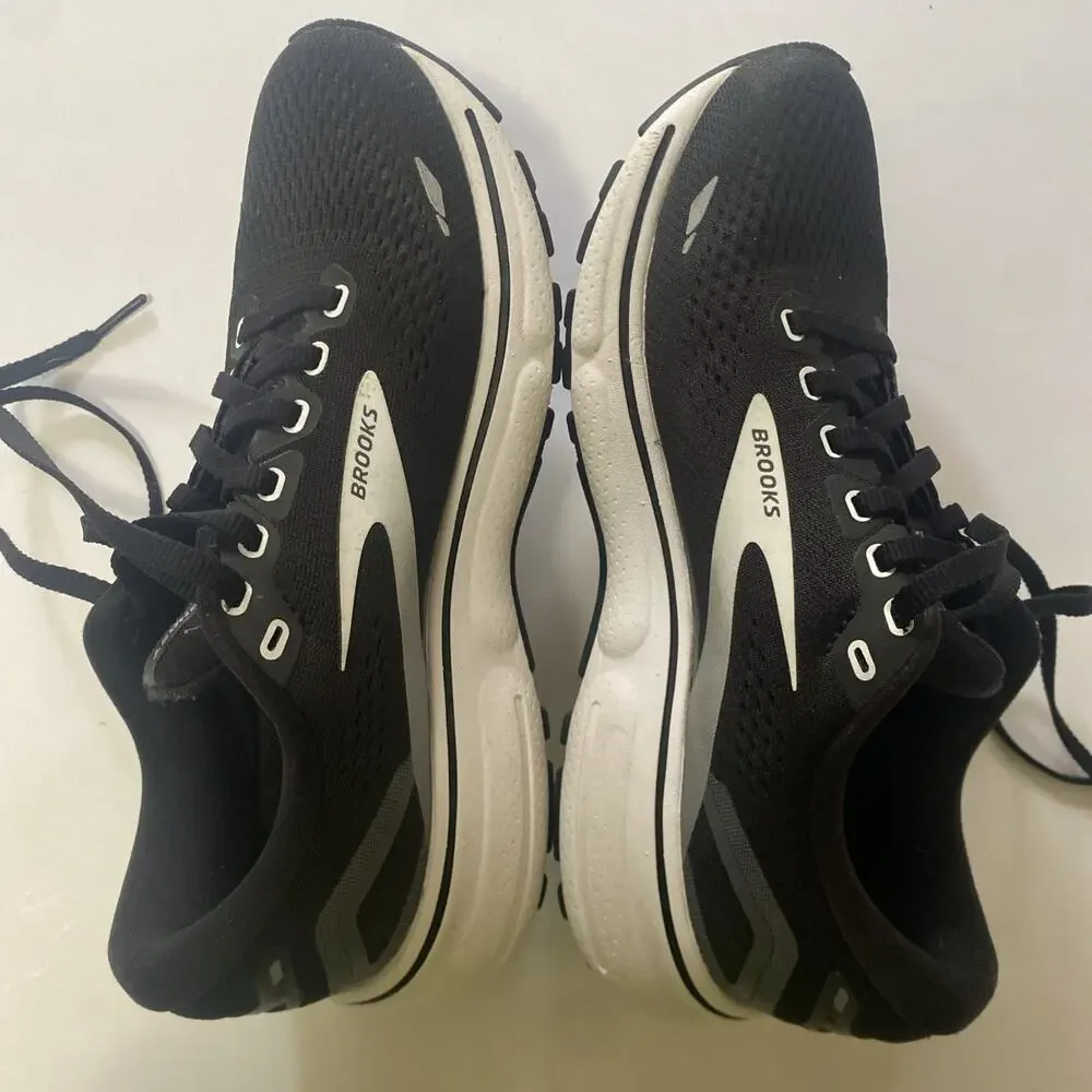 Brooks Ghost 15 Women's Size 6.5 B (Medium) Running Shoes Black